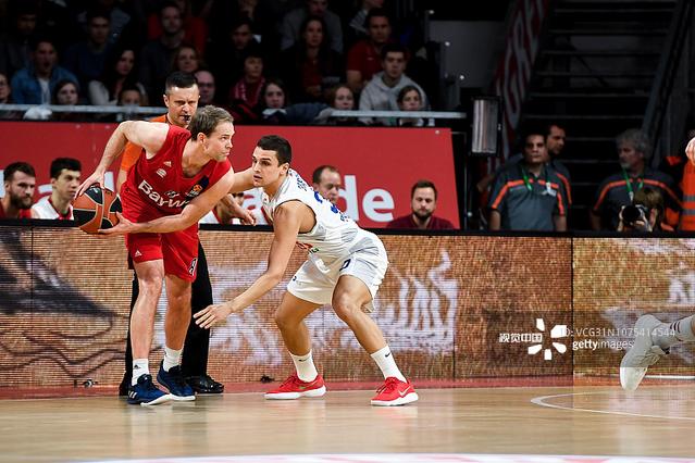 以更低门槛 以更低门槛